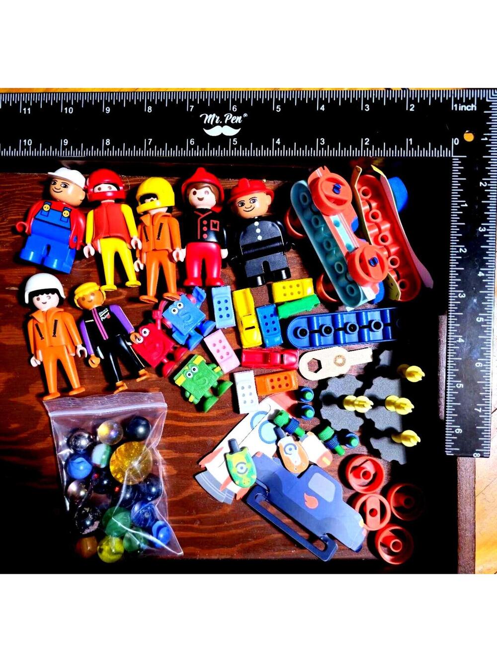 Lot Of Kids Toys Playmobile Lego Figures Marbles + Build- A -Car